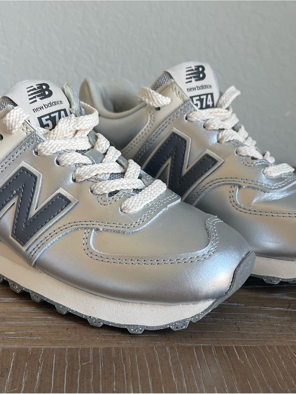 New Balance Women’s/Big Kids 574 Metallic Silver Sneakers with White Laces